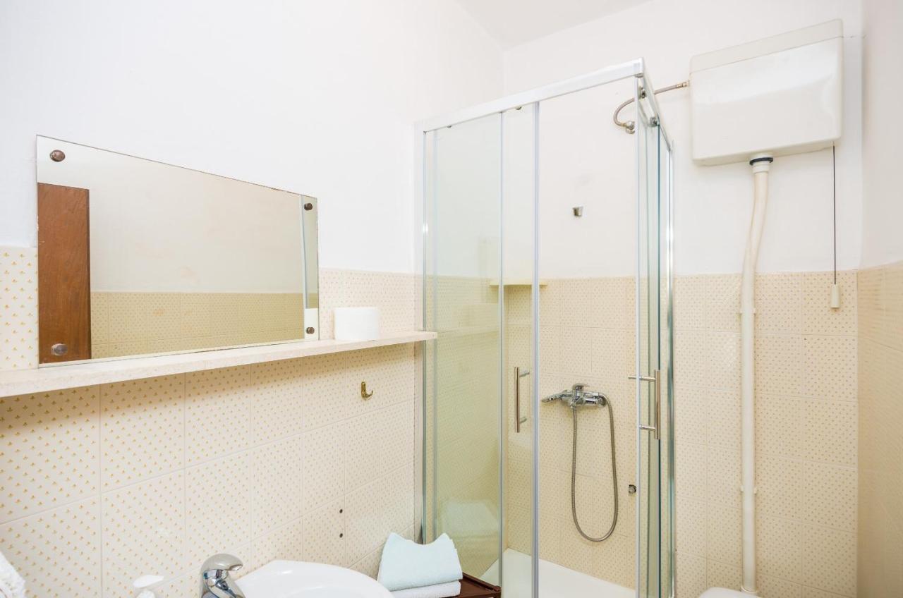 Apartments Violic Затон Екстериор снимка